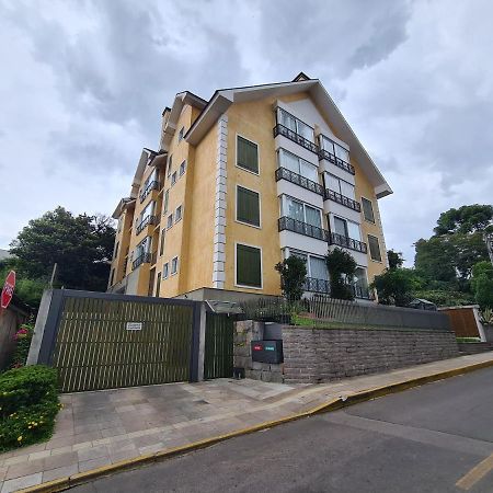 1D Com Lareira No Centro De Gramado Apartment Ngoại thất bức ảnh